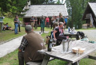 Töbrunn 2024 - Clubfest Wettkampf im Kegeln
Nord- gegen Südtirol